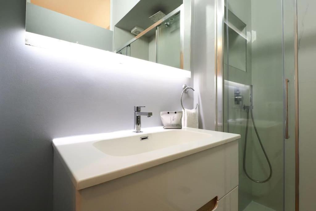 Contempora Apartments - Bilocale Via Verro Милано Екстериор снимка